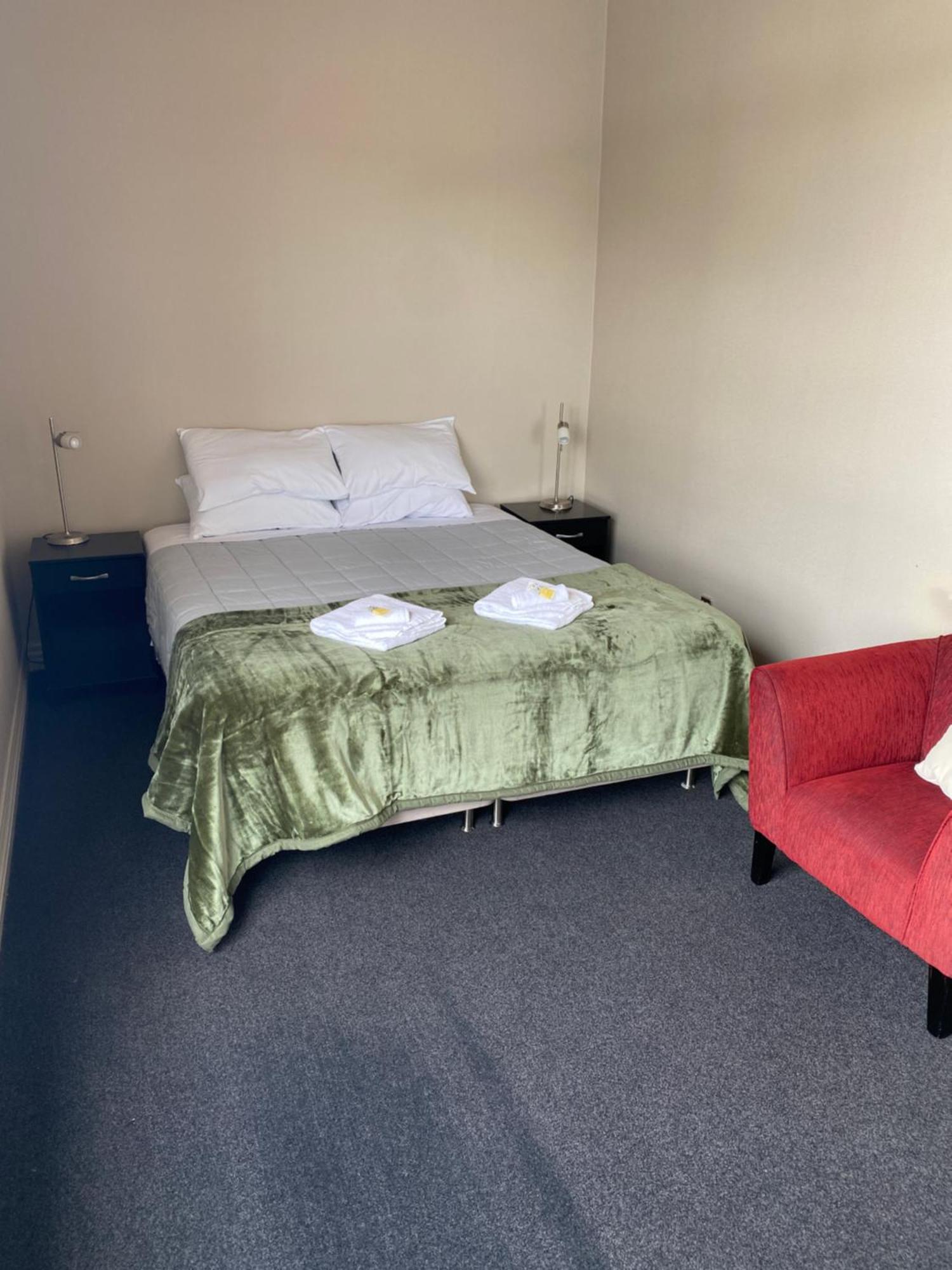 Kaponga Hotel Buitenkant foto