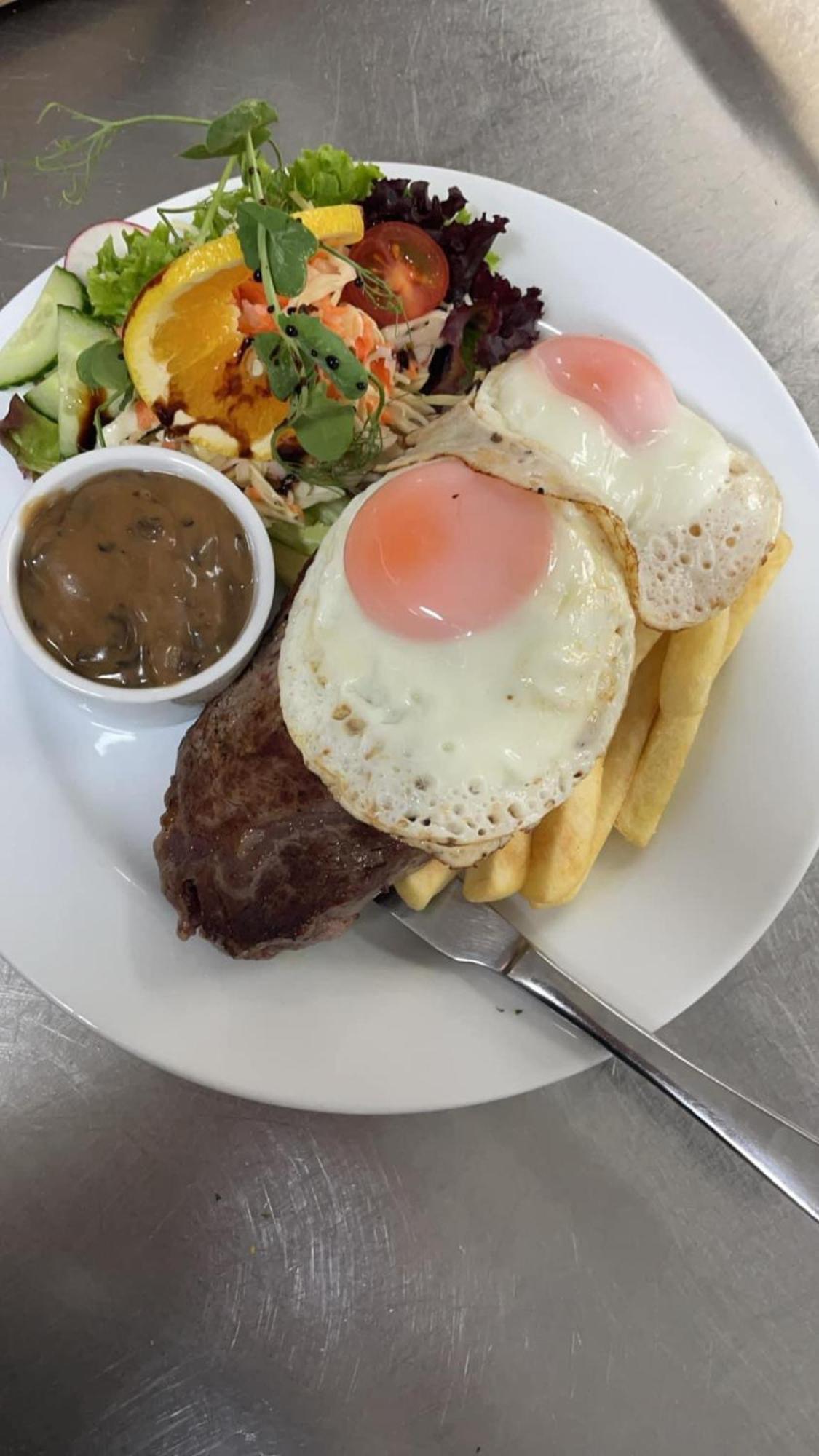 Kaponga Hotel Buitenkant foto