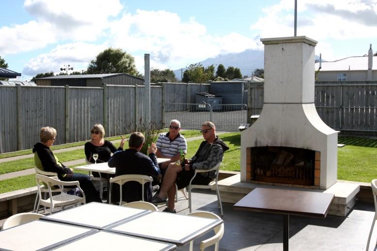 Kaponga Hotel Buitenkant foto